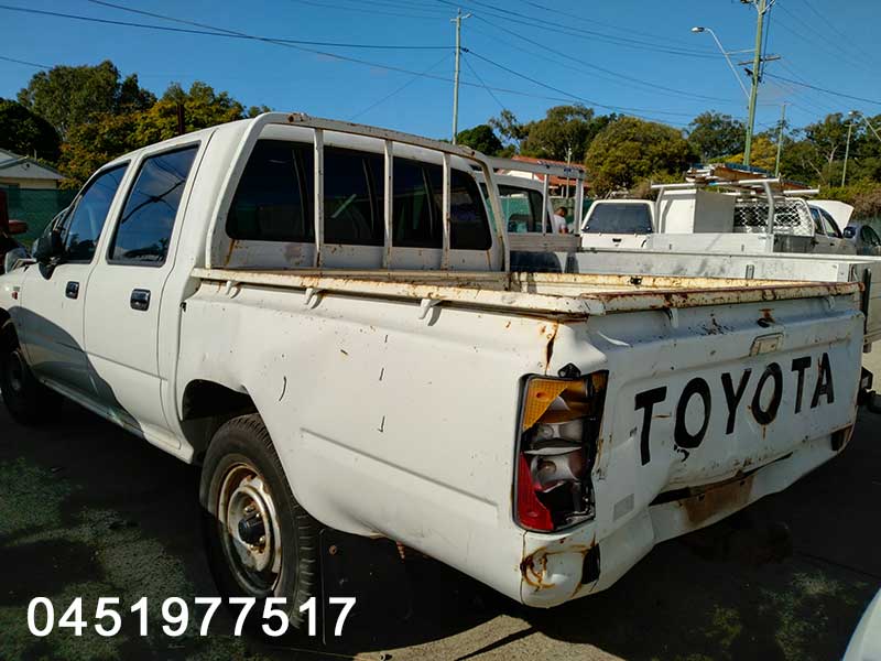 2001-Toyota-Hilux1